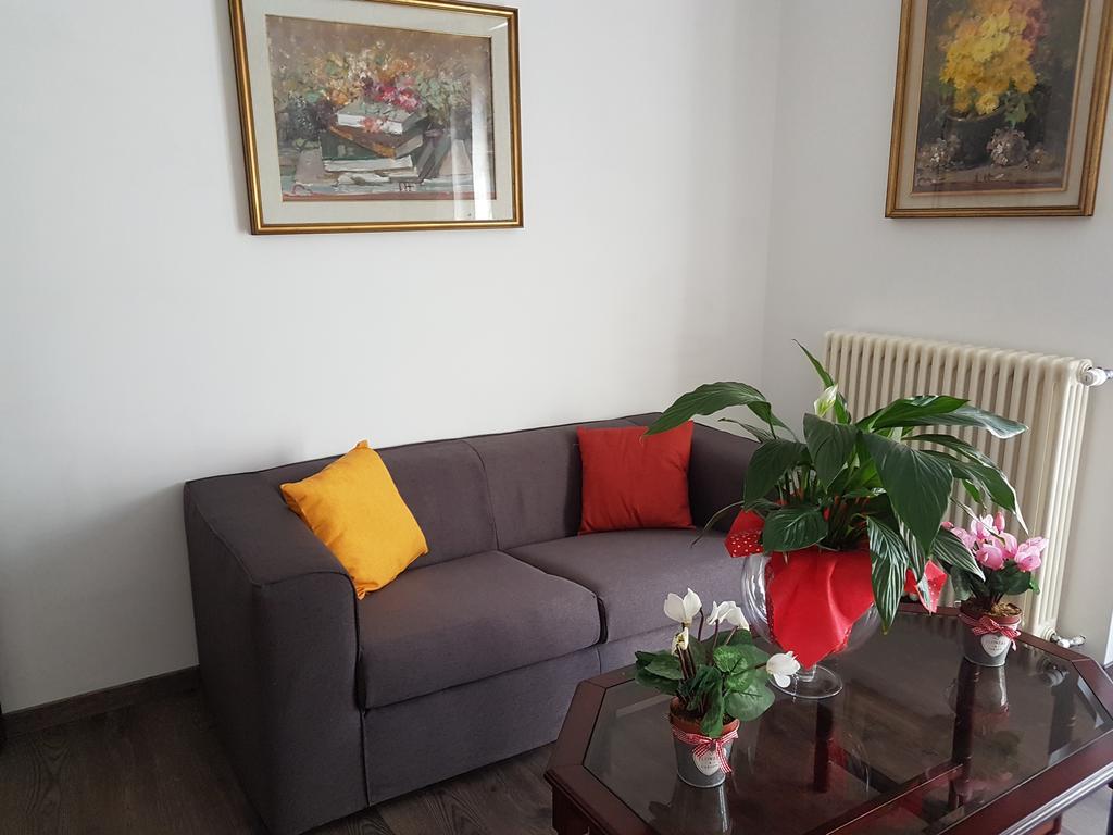 In Centro A Saint Vincent Appartement Buitenkant foto