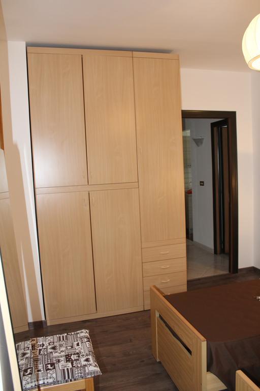 In Centro A Saint Vincent Appartement Buitenkant foto